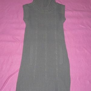 Gray Sweaterlike Dress